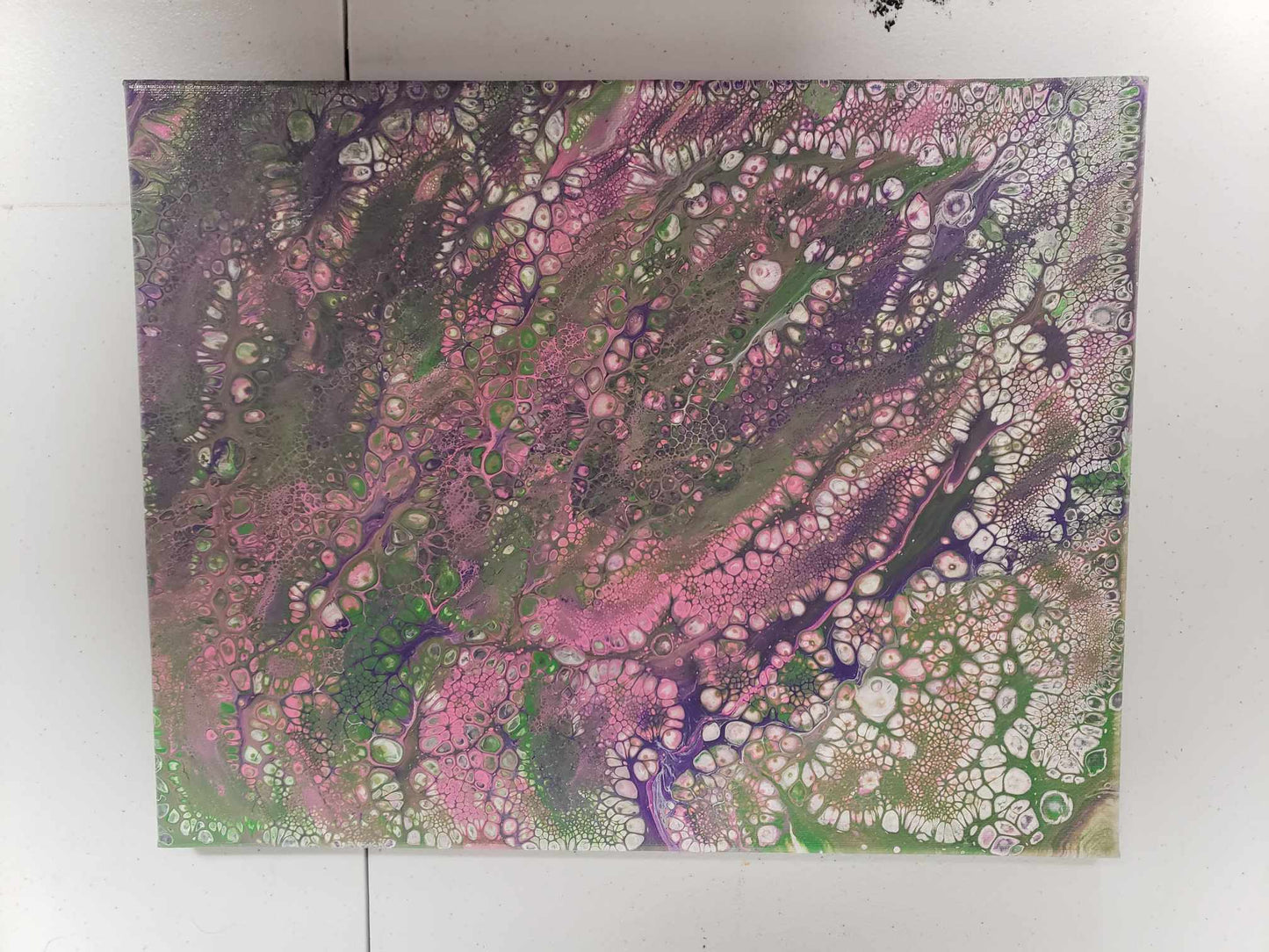 Green Pink Purple pour